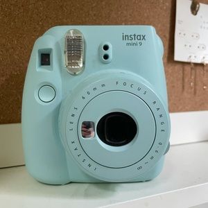 Fujifilm aims tax Mini 9 color mint.
